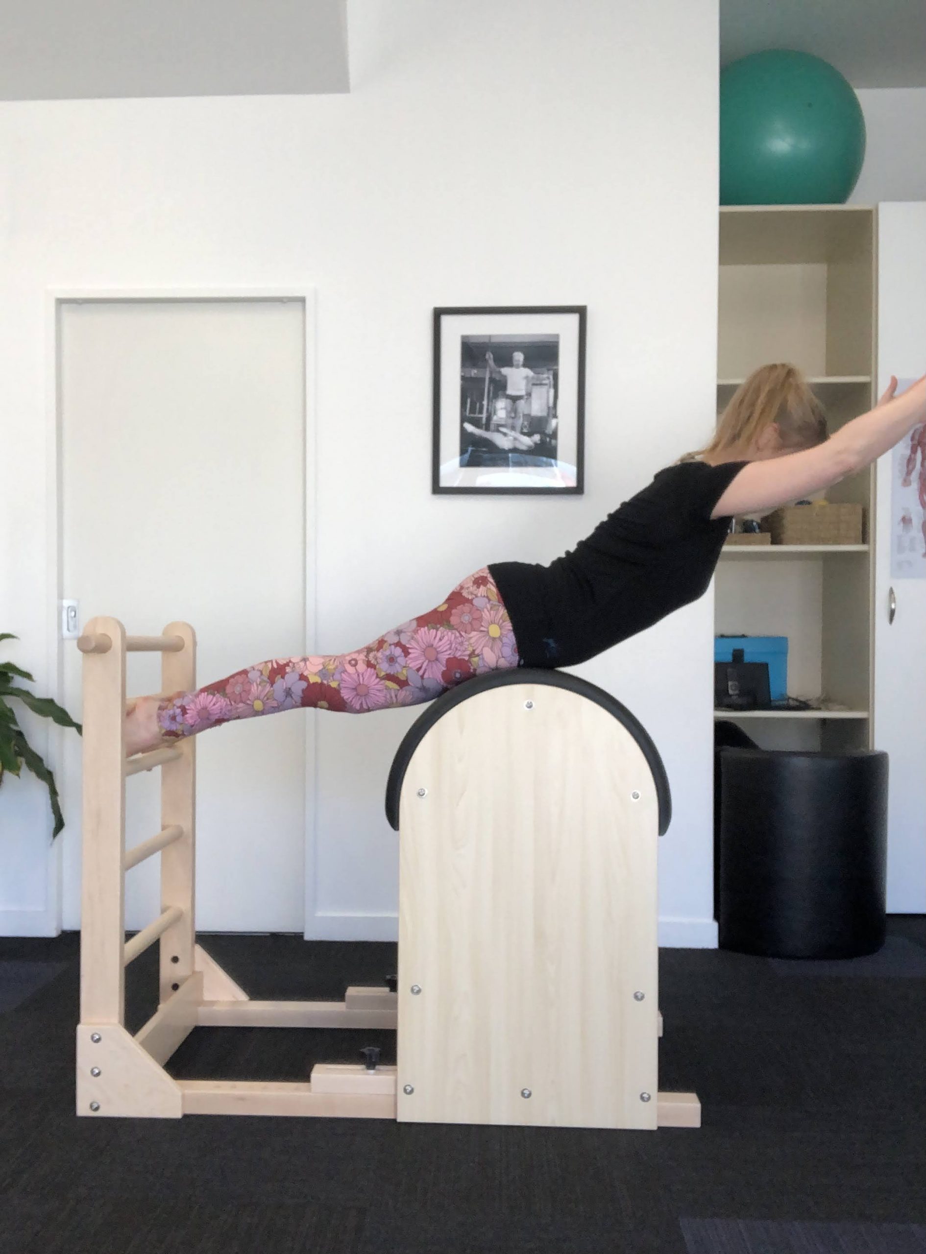 Spinal extension Ladder Barrel Pilates